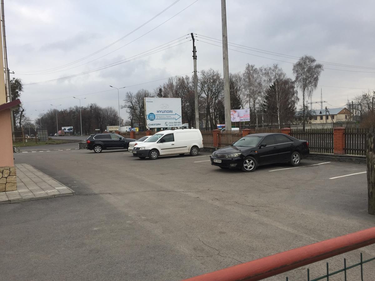 Podilskii Dvir Yakushintsy Exterior foto