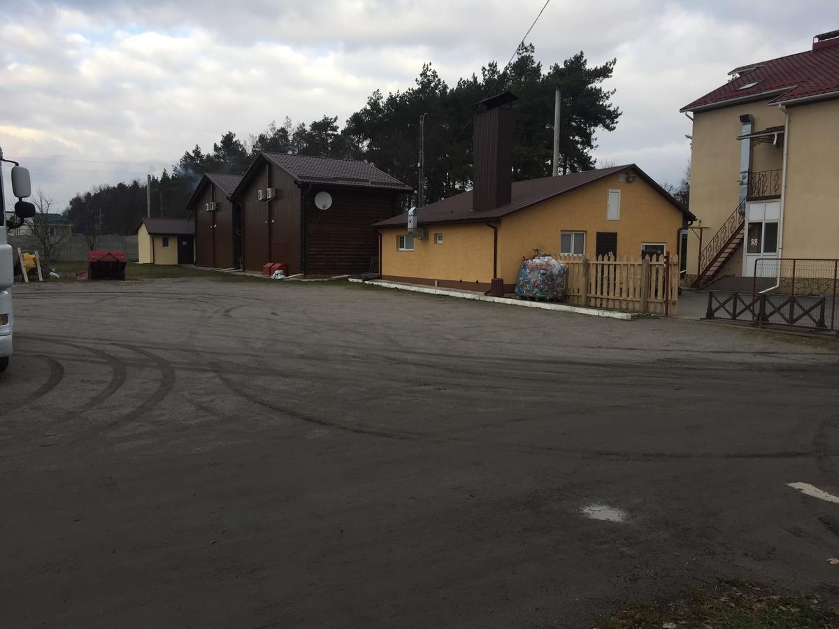 Podilskii Dvir Yakushintsy Exterior foto