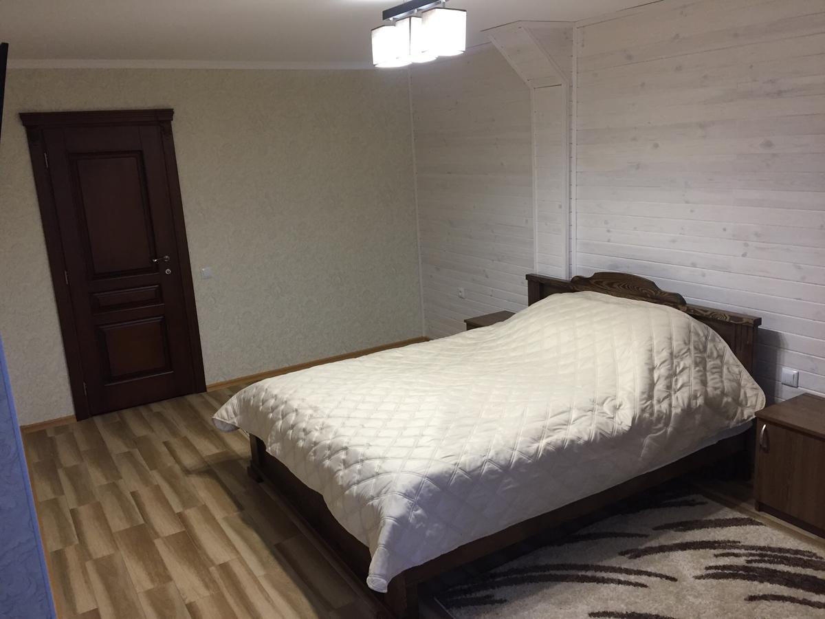 Podilskii Dvir Yakushintsy Exterior foto